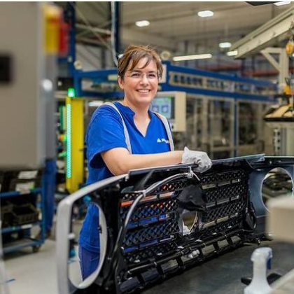 rabota-avtozavod-magna__225316101m